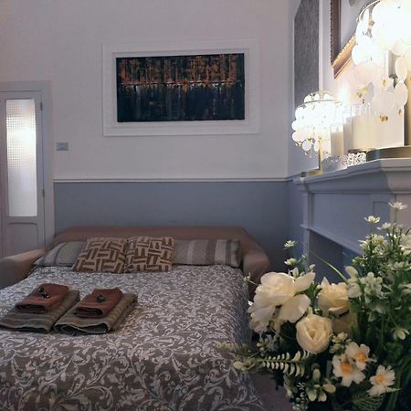 Liberty House Apartment Bari Bagian luar foto